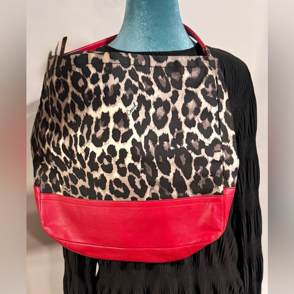 COACH TOTE - Leopard Print